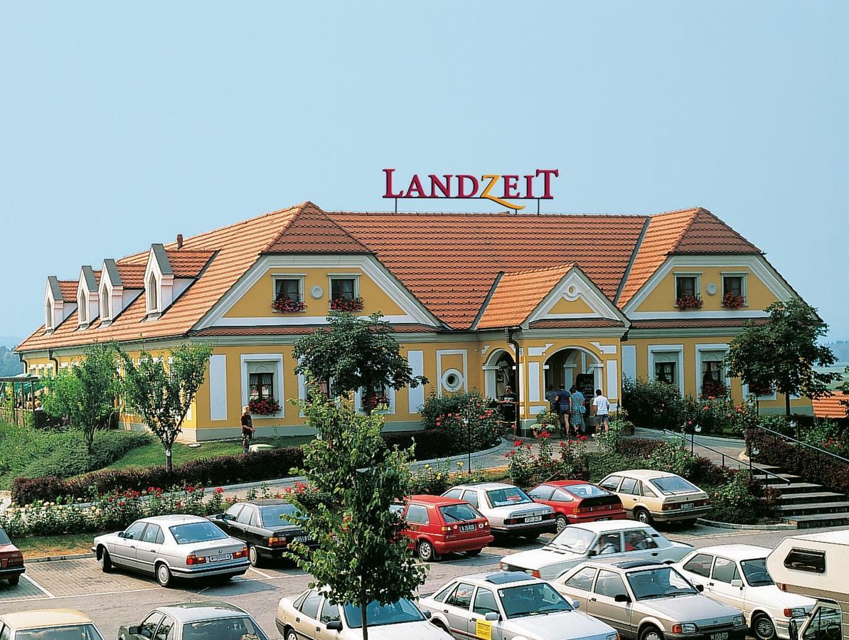 Landzeit Autobahnrestaurant & Motorhotel Loipersdorf Kitzladen Exteriör bild